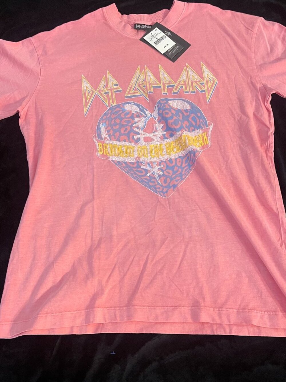 Def Leppard Pink Graphic Tee Oversized Boxy Fit NWT Small